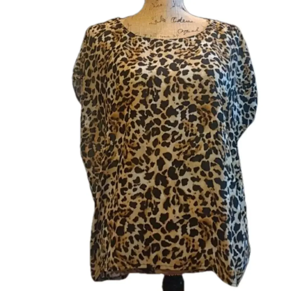 Forever 21 Chiffon Like Lightweight Loose Top szM #711